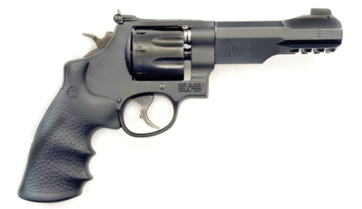 Smith & Wesson R8